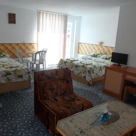 Vendégház Sianie Ravda